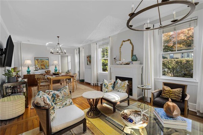 Building Photo - 30 Bull St