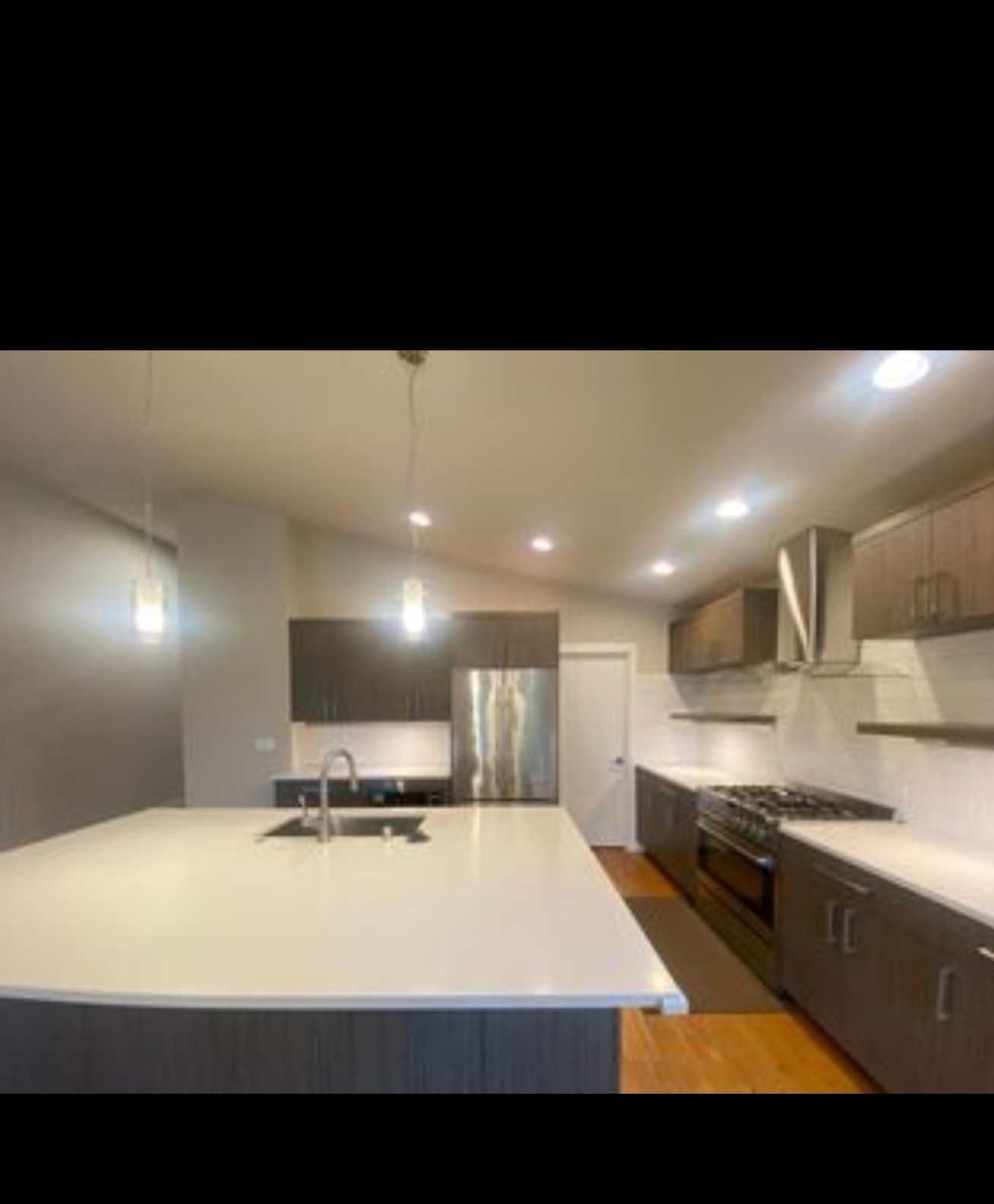 Building Photo - 1613 N 167th St