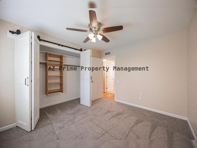 Building Photo - 1610 E Windjammer Way