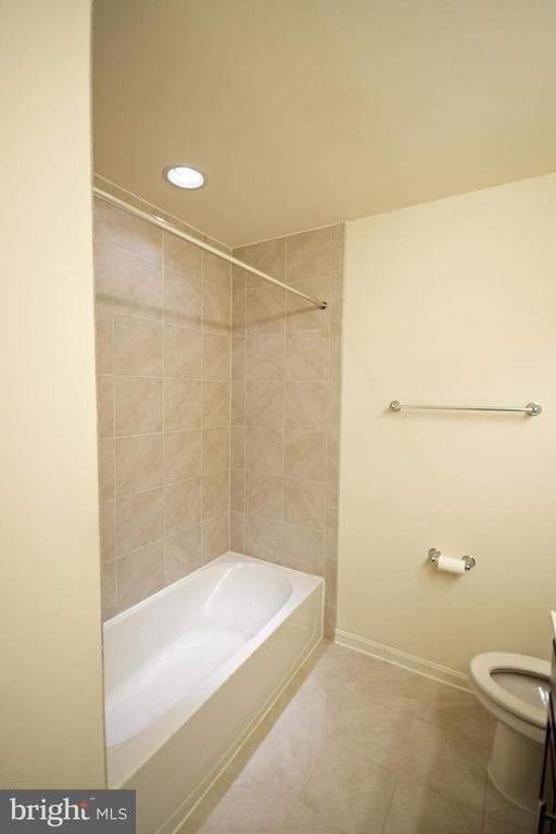 Building Photo - 8024 Cayzer Ln