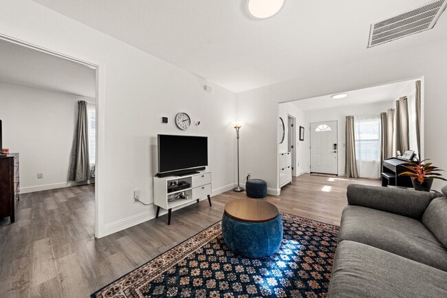 Building Photo - Welcome to your beautifully updated home!
