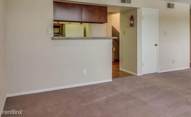 Building Photo - 4012 S Dairy Ashford Rd