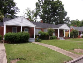 Building Photo - r1905b