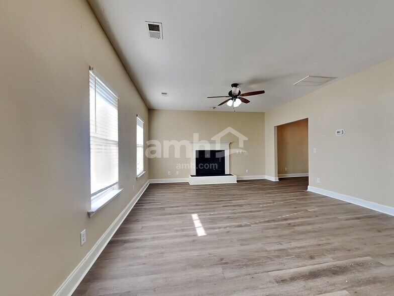 Building Photo - 419 Norwood Ct