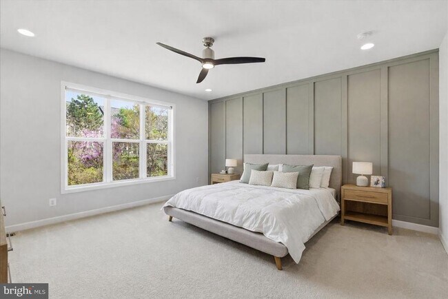 Building Photo - 4537 Plateau Dr