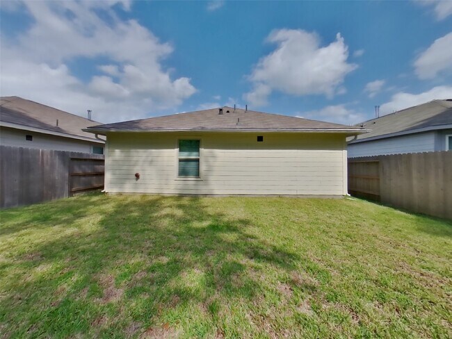 Building Photo - 17122 Quaking Aspen Ln