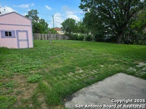 Building Photo - 1034 Cloverbrook St