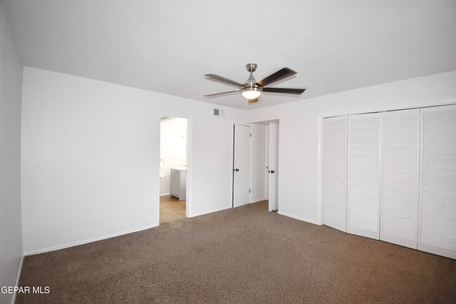 Building Photo - 350 Thunderbird Dr