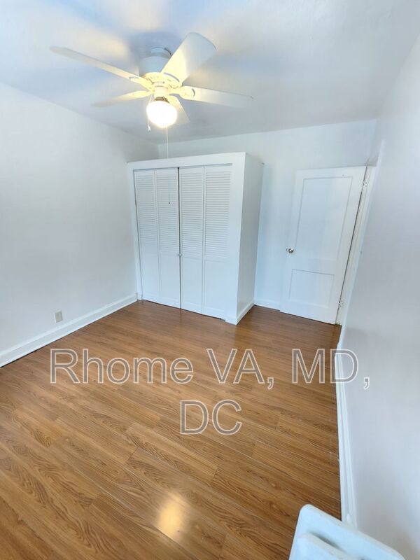 Building Photo - 515 Franklin St NE