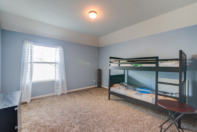 Building Photo - 308 Entrada Way