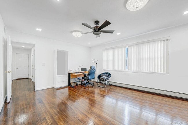 Building Photo - 475 Old Country Rd