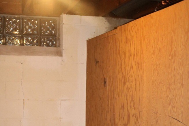 Storage Space - 323 N Eton St