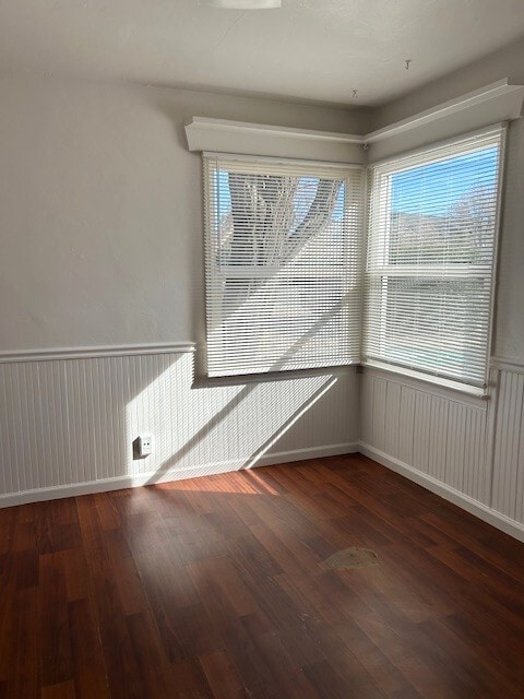 Building Photo - 315 S Pauley St