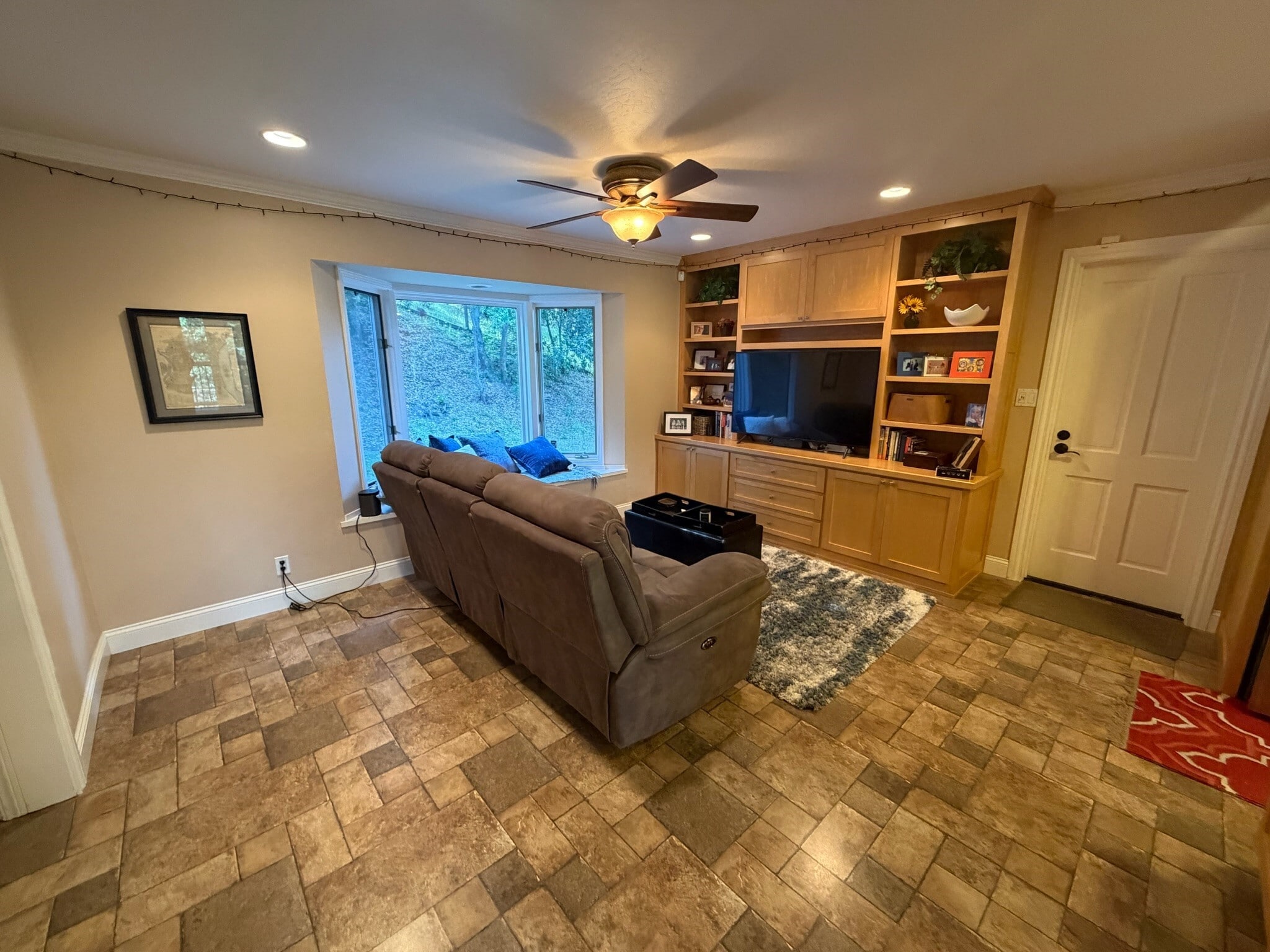 Building Photo - 125 Goodfellow Dr