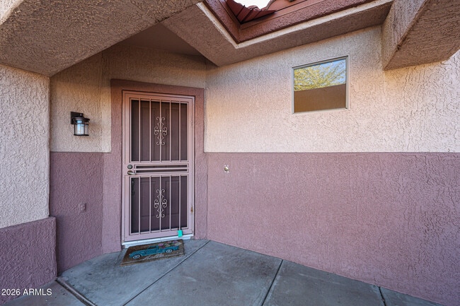 Building Photo - 16149 W Quail Creek Ln