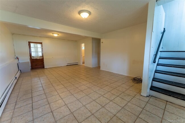 Building Photo - 10 Congress Dr