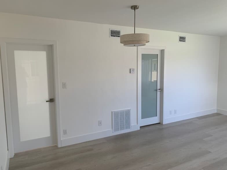 Entrances to Bedrooms - 1410 S Ocean Blvd