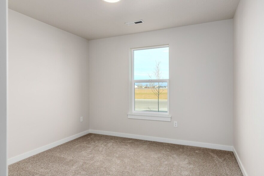 Bedroom 3 - 11363 Bluefield Dr