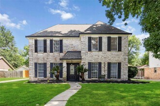 Building Photo - 5511 Green Timbers Dr