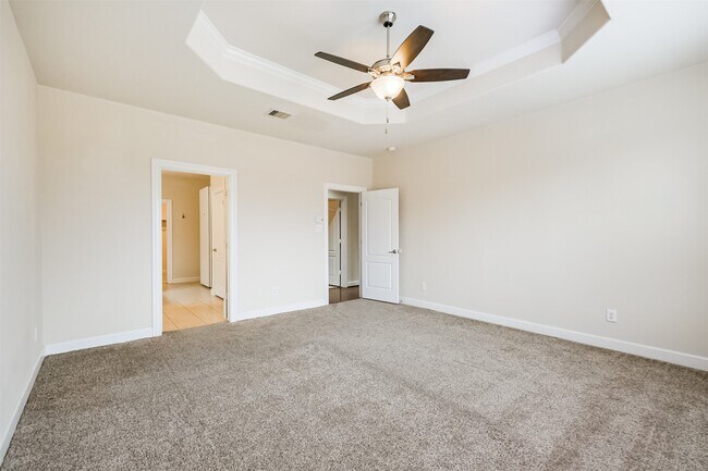 Building Photo - 25923 Celtic Terrace Dr