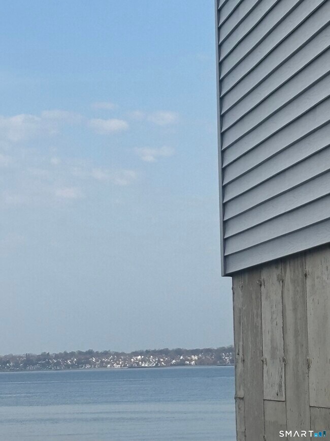 Building Photo - 90 Townsend Ave