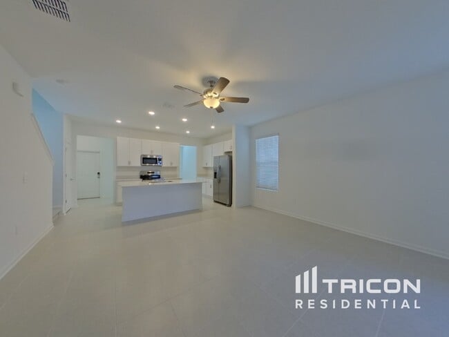 Building Photo - 2450 Peace Of Mind Ave