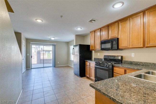 Building Photo - 1155 Paradise Garden Dr