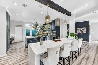 Building Photo - 6558 Laurel Valley Rd