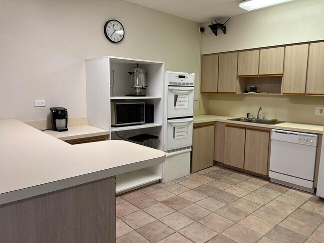 Building Photo - 3540 S Ocean Blvd