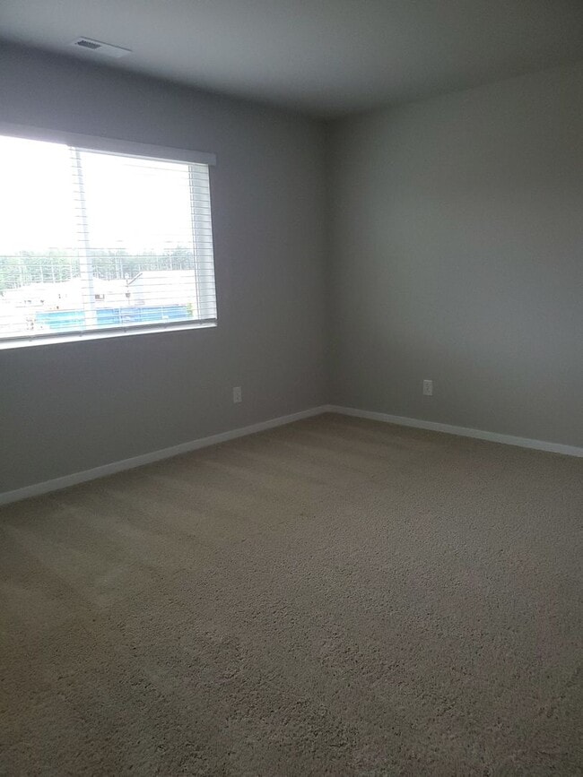 Building Photo - Beautiful home in excellent location!!!