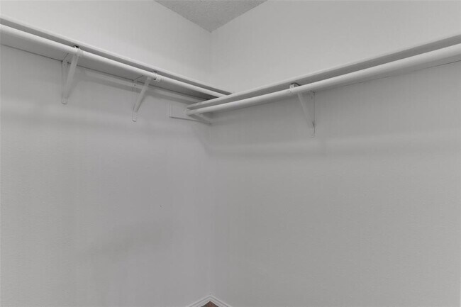 Building Photo - 8313 Columbia Falls Dr