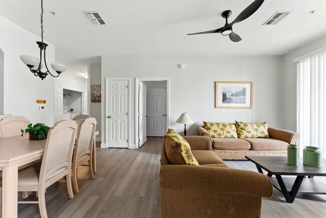 Building Photo - 8101 Coconut Pl