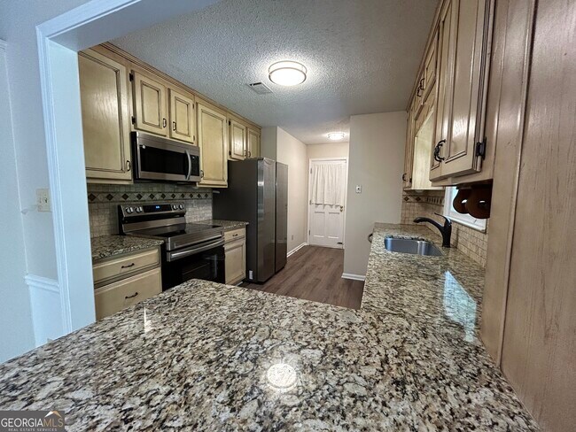 Building Photo - 115 Shady Grove Ln
