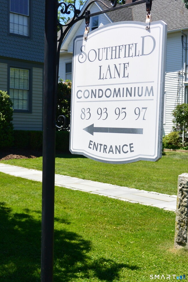 Building Photo - 83 South Ave