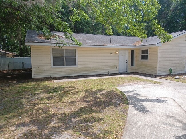 Primary Photo - Beautiful 3bd/2ba home ready to rent