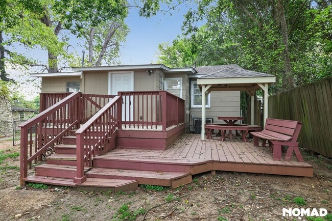 Building Photo - 3217 Cotton St