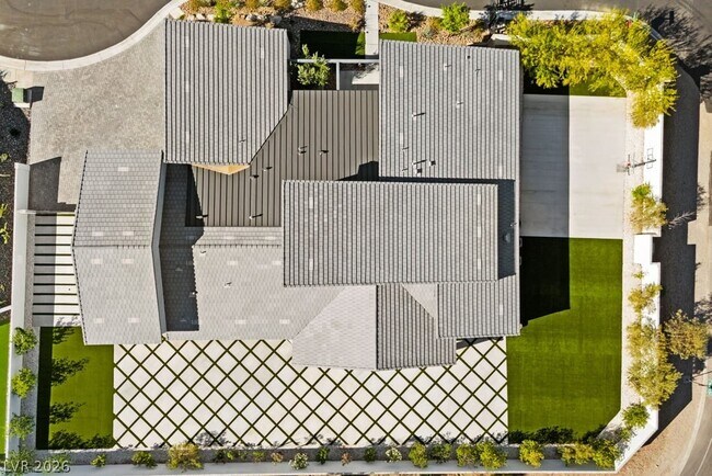 Building Photo - 4315 N Dapple Gray Rd