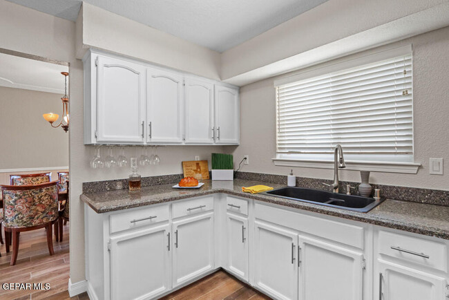 Building Photo - 1401 Copper Ridge Dr