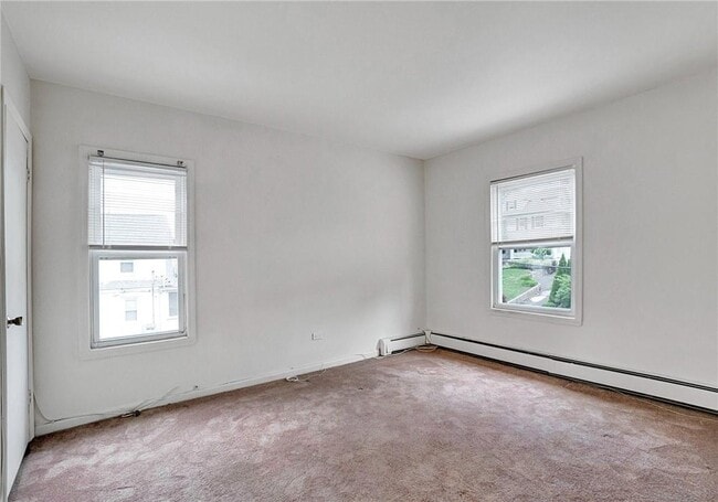 Building Photo - 44 Fisher Ave