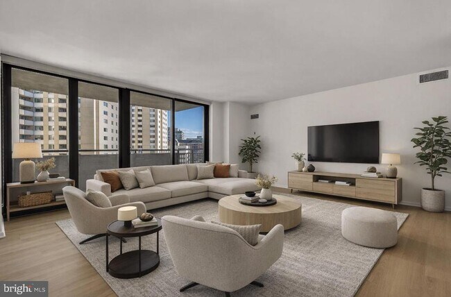 Building Photo - 4620 N Park Ave