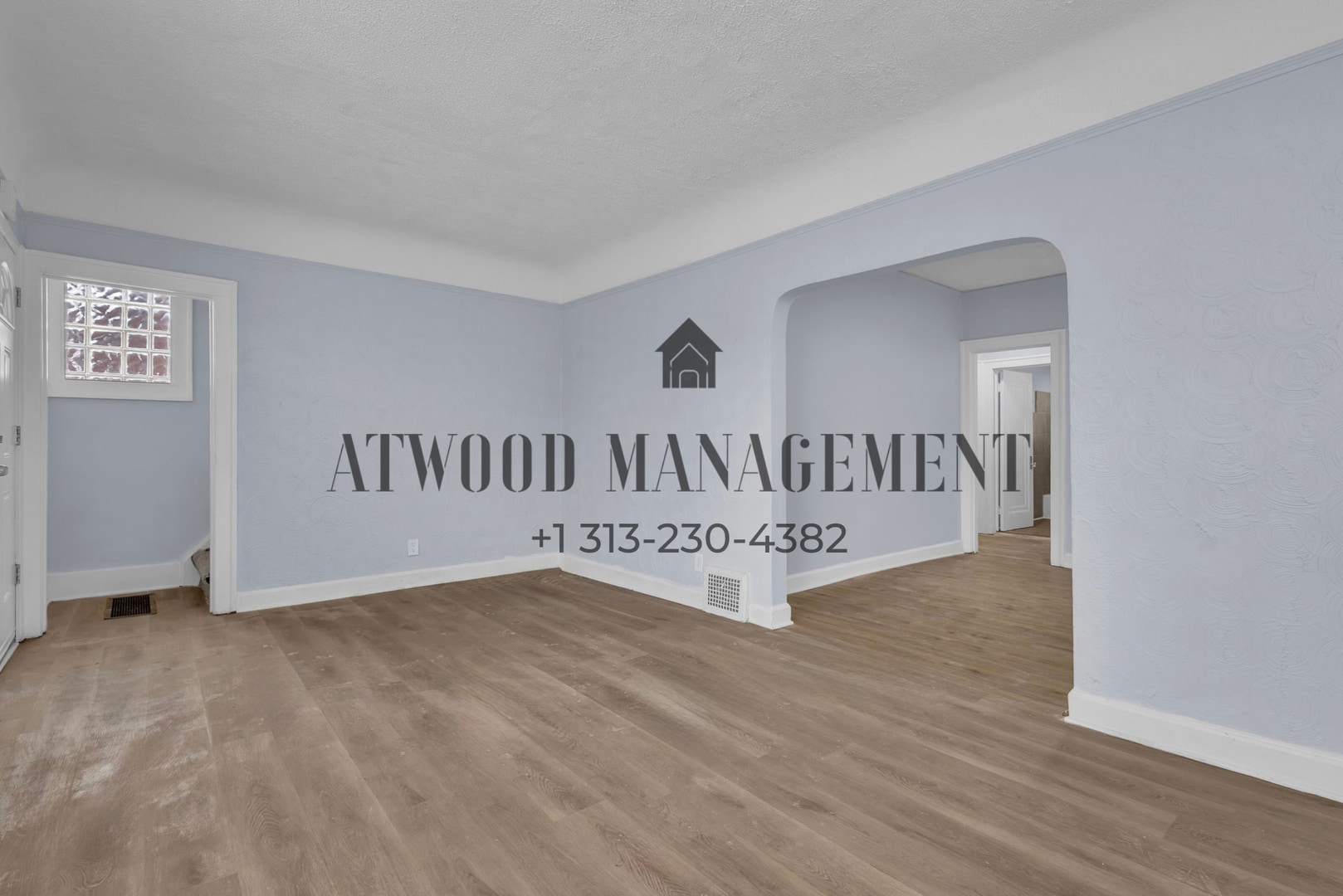 Building Photo - This beautifully updated 4-bedroom, 1-bath single-family home is ready for move-in!