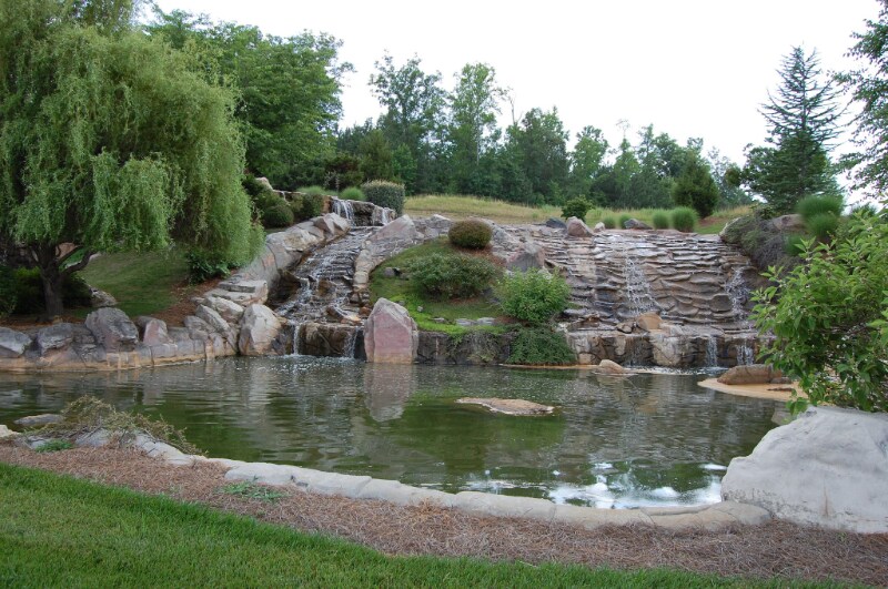 Building Photo - 121 Sweet Briar Ln