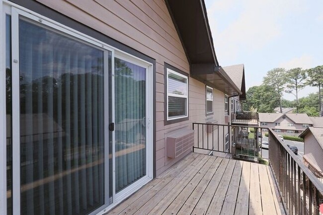 Building Photo - Spacious 1-Bedroom Living Near Emory & Toco Hills | 672 SF