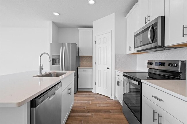 Building Photo - 16353 Bird of Paradise Ave