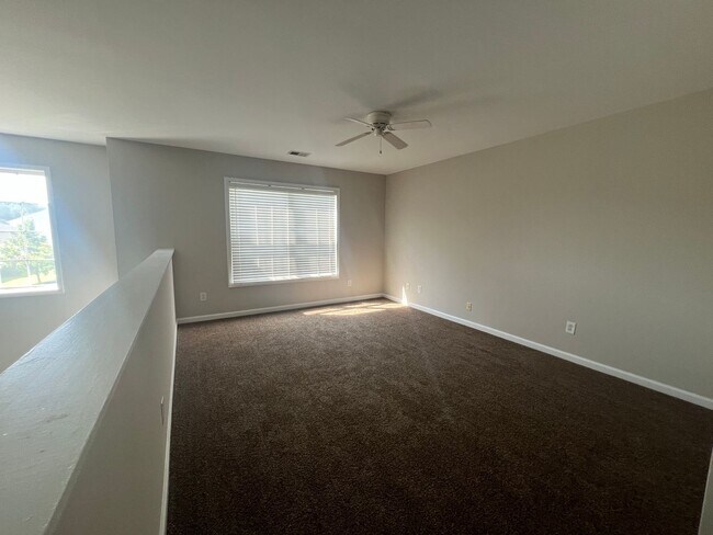 Building Photo - WOODBURY @ PALMETTO POINTE
