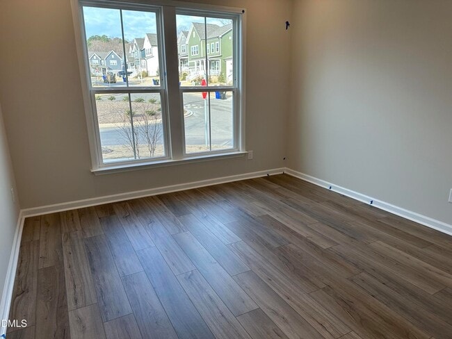 Building Photo - 11 Allgood St