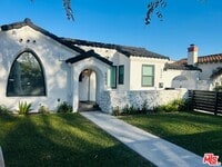 Building Photo - 8906 Harvard Blvd