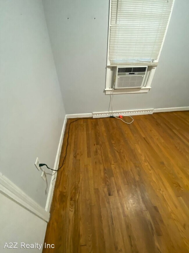Building Photo - 2 br, 1 bath House - 737 Raleigh Road