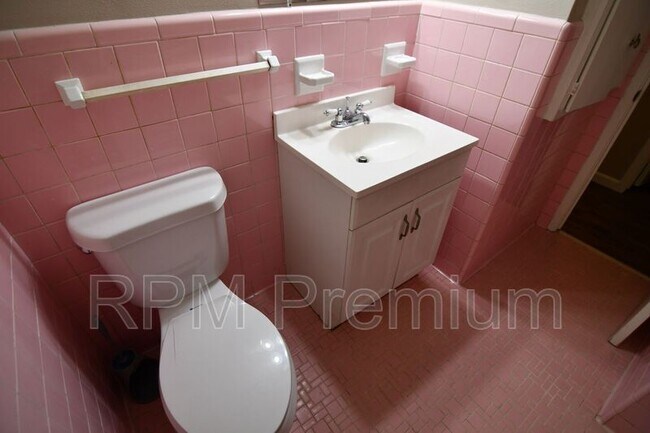 Building Photo - 3454 Harrison St