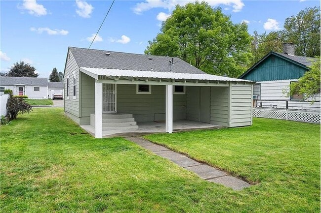 Building Photo - 3424 W Princeton Ave